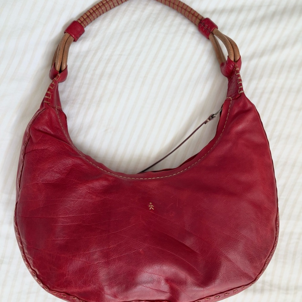 Chic Red Leather Hobo Bag with Glossy Finish